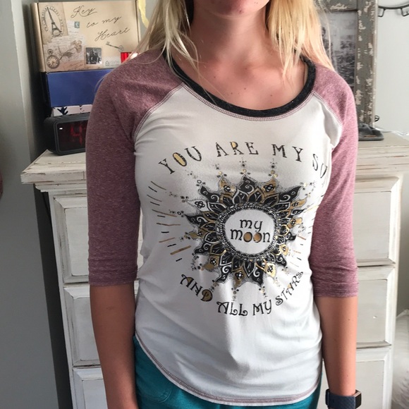 Maurice’s baseball tee. - Picture 4 of 5